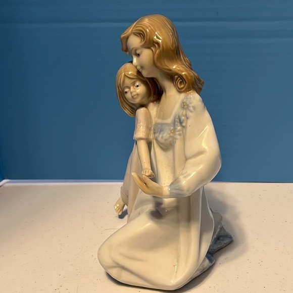 Paul Sebastian porcelain mother and daughter - Picture 2 of 7
